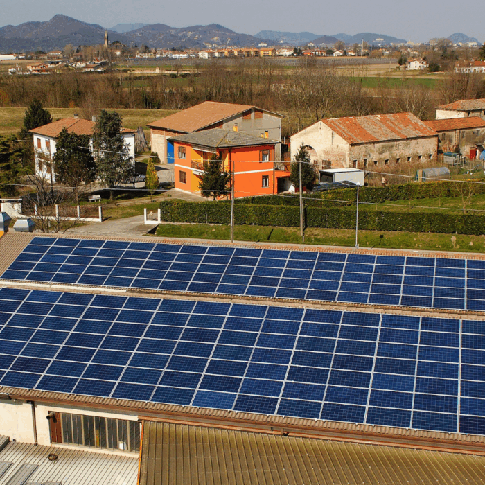 Pannello Fotovoltaico 320W Solare Monocristallino 12V per Baite, Camper, Ville, Impianti