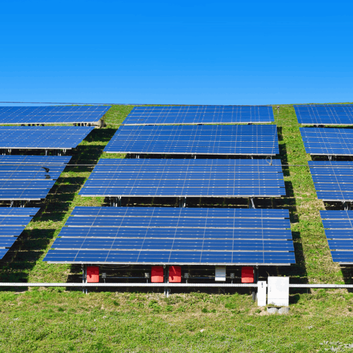 Pannello Fotovoltaico 455W Jinko Solar Monocristallino 12V per Impianti, Baite,Ville