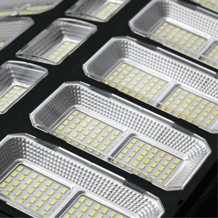 Lampione Solare 2000W Crepuscolare | IP67 Impermeabile, Luce Bianca + Staffa Gratis