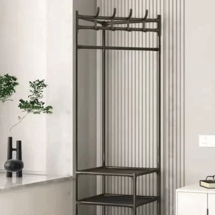 Scaffale Mobile Angolare con 2 Ripiani e Appendiabiti, in Ferro per Abiti, Borse, Cappelli, Sciarpe