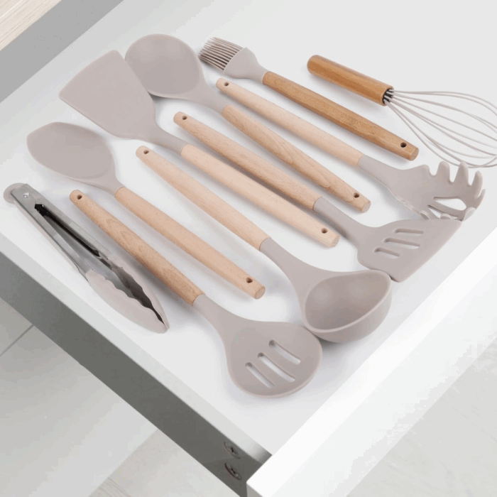 Set 11 Utensili da Cucina + Cestello in Silicone Premium, Manici in Legno, Resistenti al Calore, Antiaderenti