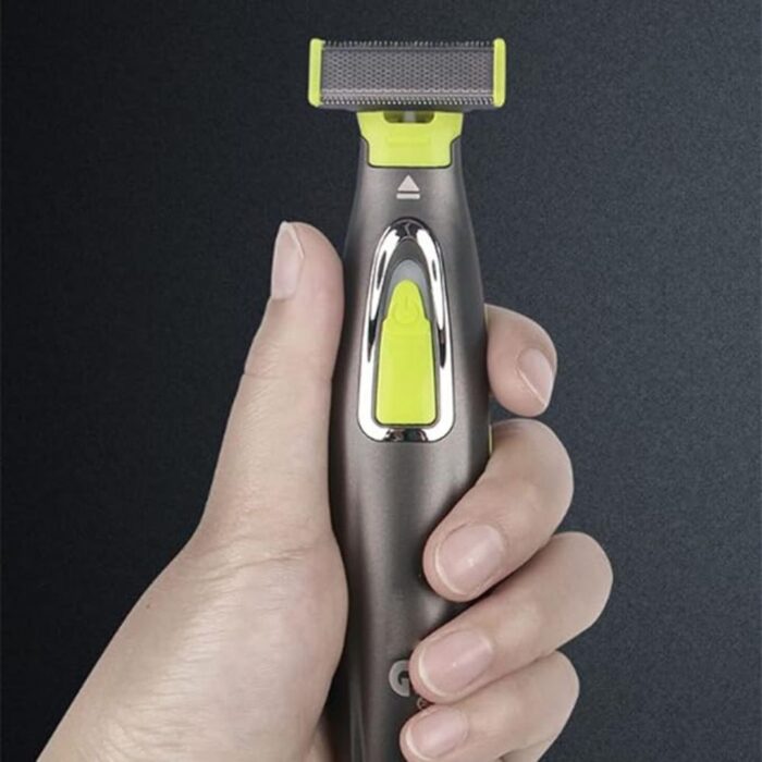 Rasoio Professionale con Doppia Lama Ultrasottile | Regolabarba USB + 3 Pettini Inclusi